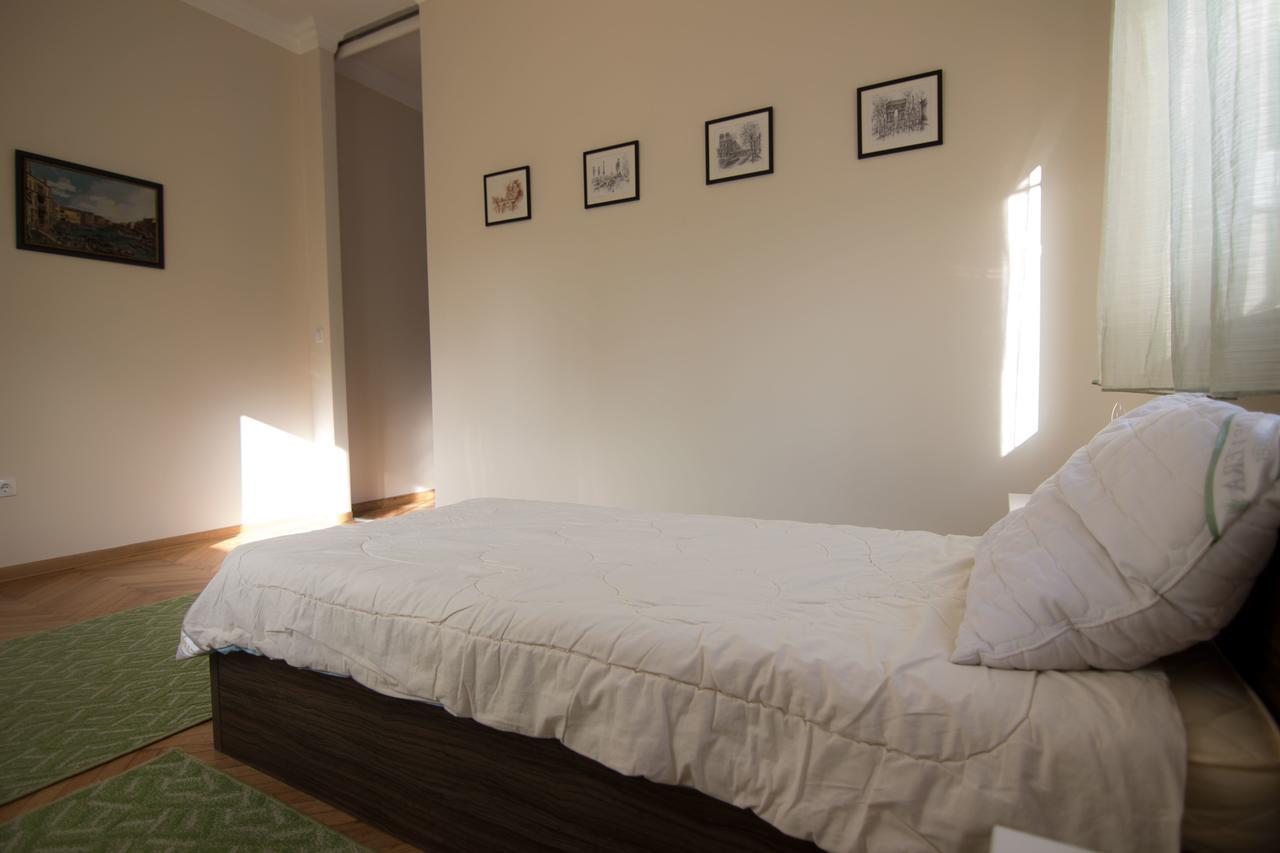 Dositej 5 Apartment Belgrado Buitenkant foto